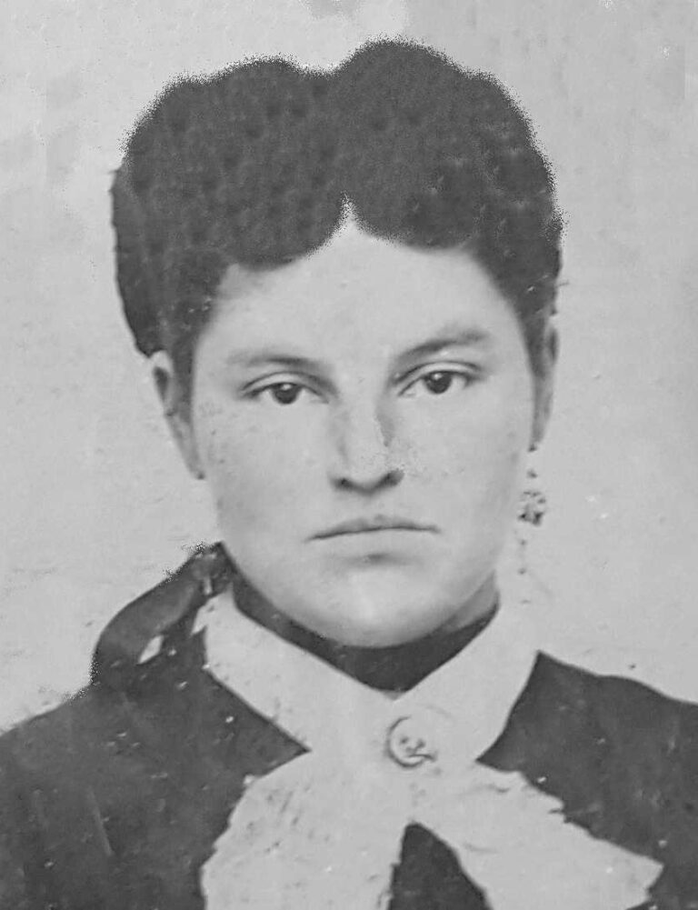 Sarah A Manwaring - Oregon Trail Genealogy